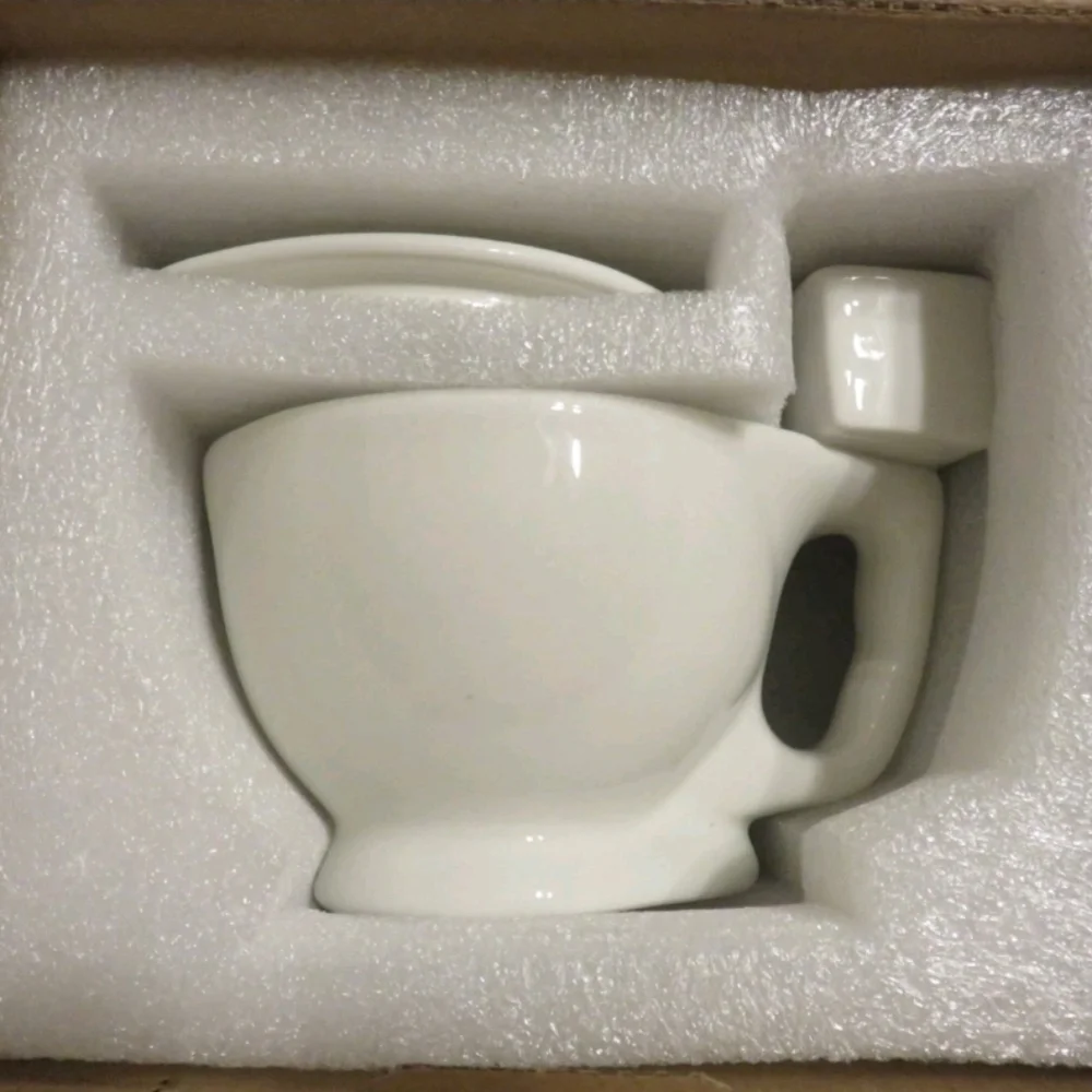 Toilet Bowl Mug Ceramic Mug With Poop Novelty Gag Gift NEW - Picture 4 of 6